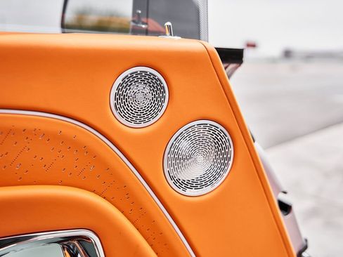 Used 2025 Rolls-Royce Spectre w/ Spectre Launch Package image 30