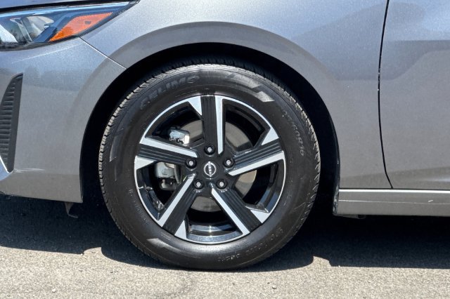 Certified 2024 Nissan Sentra SV FWD image 30