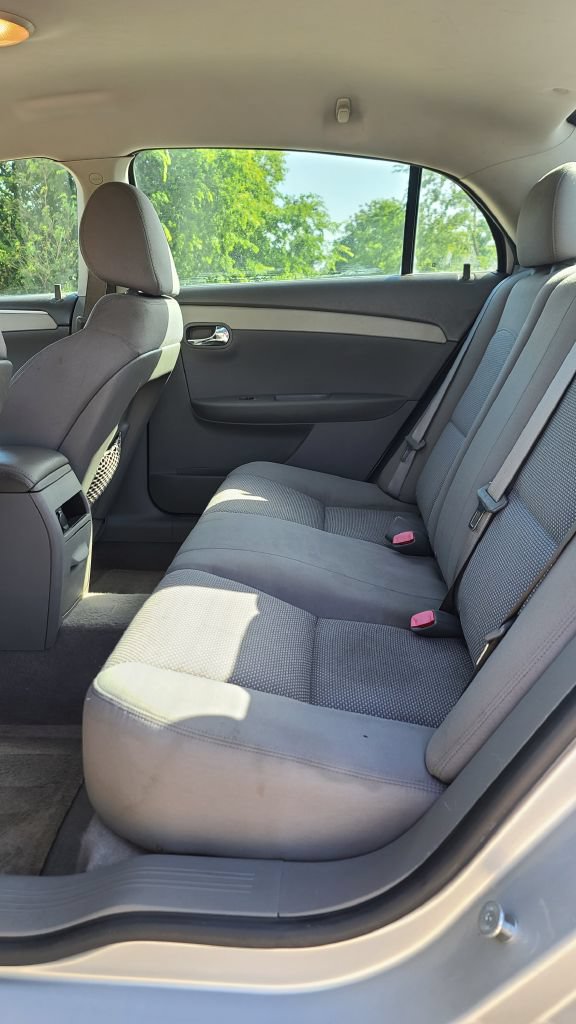 Used 2012 Chevrolet Malibu LS FWD image 7