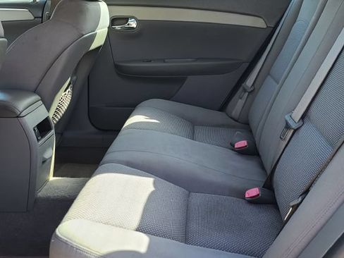 Used 2012 Chevrolet Malibu LS FWD image 7