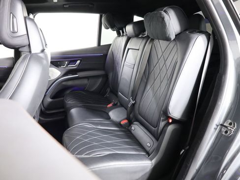 Used 2023 Mercedes-Benz EQS 580 4MATIC SUV w/ Exclusive Trim Package image 47