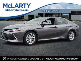 Used 2023 Toyota Camry LE video 1