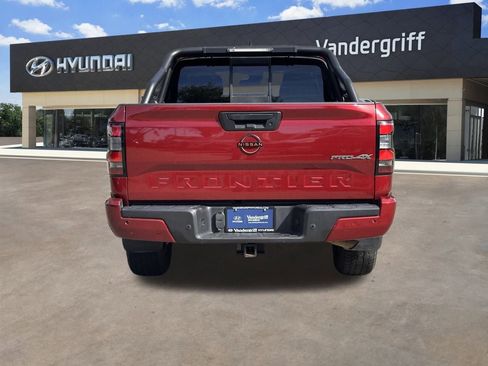 Used 2022 Nissan Frontier PRO-4X w/ Technology Package image 15