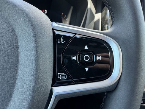 New 2026 Volvo XC60 B5 Core w/ Protection Package image 28