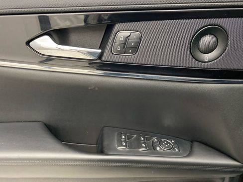 Used 2021 Lincoln Nautilus Reserve AWD/4WD image 12