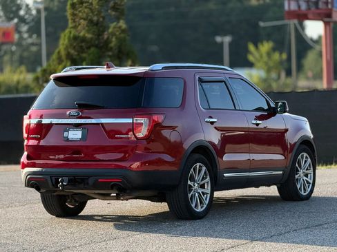 Used 2016 Ford Explorer Limited FWD image 9