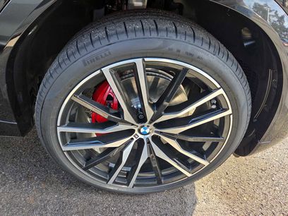 New 2026 BMW X6 xDrive40i w/ Executive Package