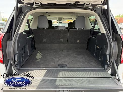 Used 2025 Ford Expedition Max Active AWD/4WD image 17