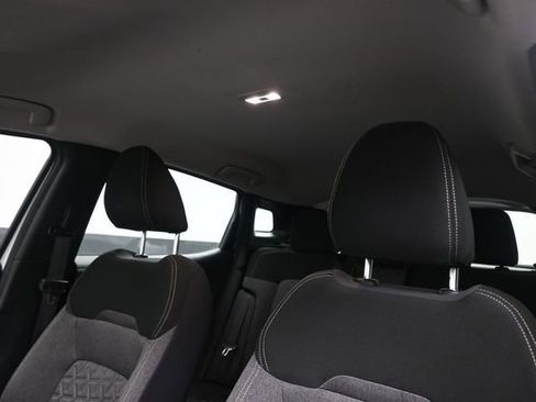 Used 2025 Nissan Kicks SV FWD image 2