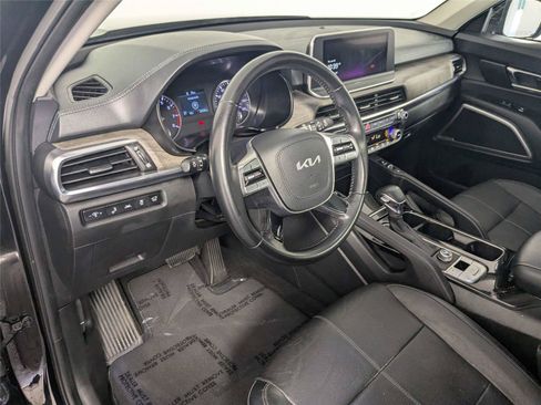 Used 2022 Kia Telluride EX w/ EX Premium Package FWD image 13
