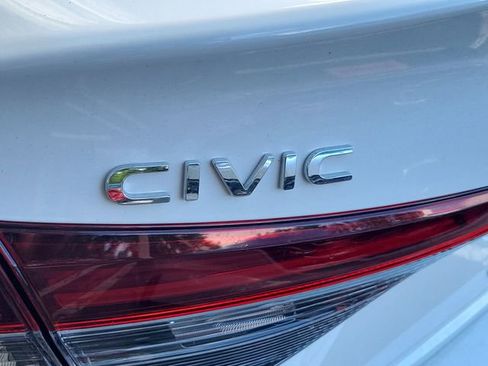 Certified 2025 Honda Civic LX image 5
