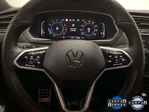 Used 2024 Volkswagen Tiguan SEL R-Line image 39