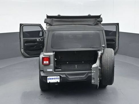 Used 2022 Jeep Wrangler Sport AWD/4WD image 53