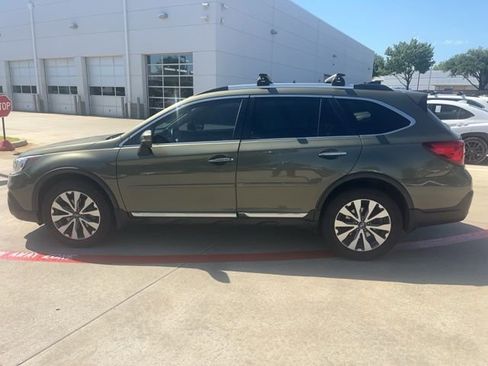 Used 2018 Subaru Outback 3.6R Touring w/ Protection Package #1 AWD/4WD image 5