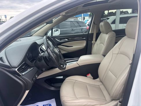Used 2019 Buick Enclave Premium w/ Experience Buick Package AWD/4WD image 14