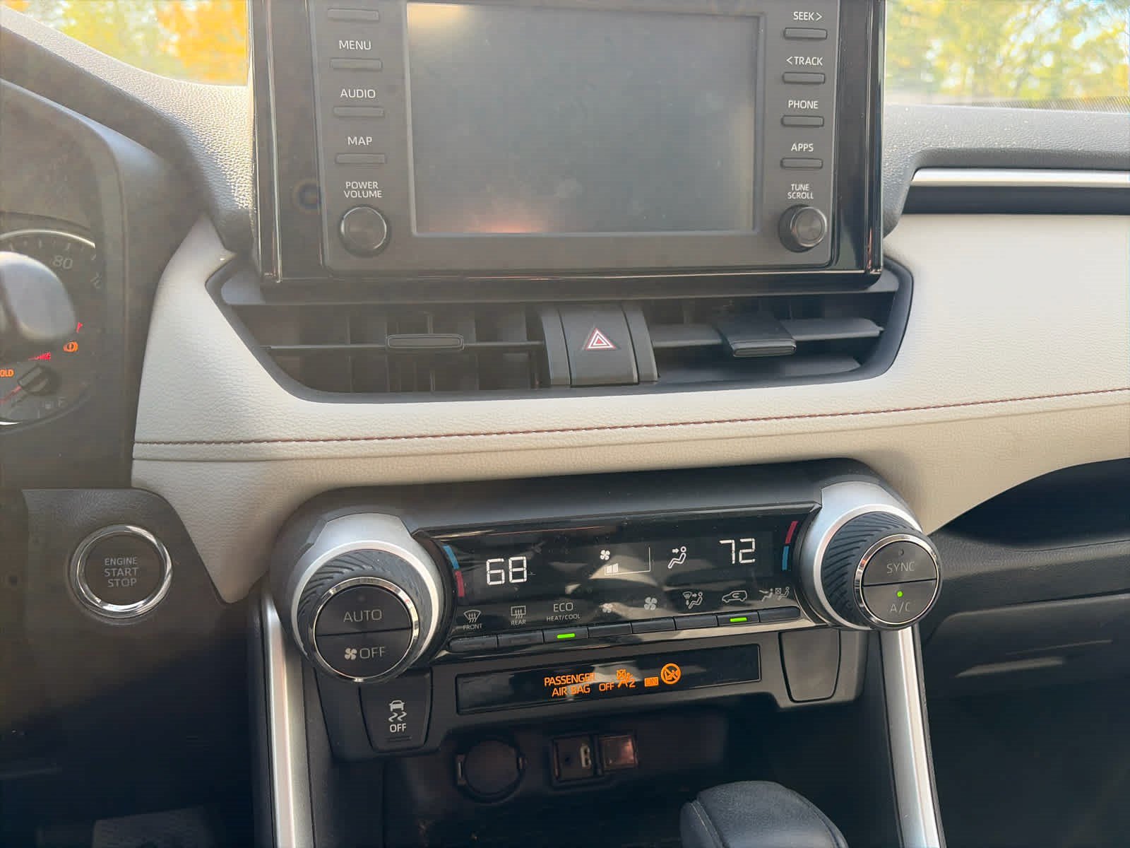 Certified 2019 Toyota RAV4 XLE w/ Protection Package AWD/4WD image 9