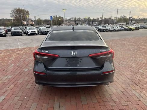 Used 2023 Honda Civic Sport image 13