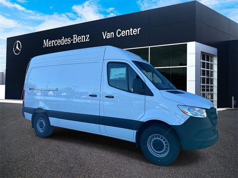 New 2025 Mercedes-Benz Sprinter 2500 image 2