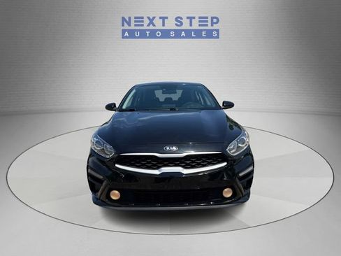 Used 2021 Kia Forte LXS FWD image 2