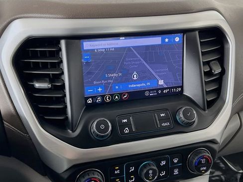 Used 2023 GMC Acadia SLT w/ Preferred Package AWD/4WD image 18