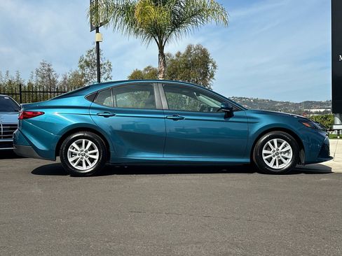 Used 2026 Toyota Camry LE FWD image 2