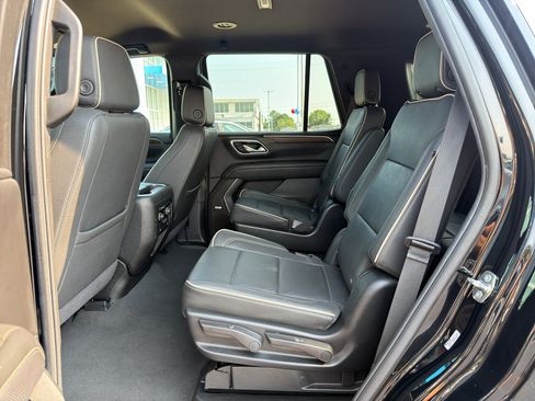 Used 2024 Chevrolet Tahoe Premier AWD/4WD image 29