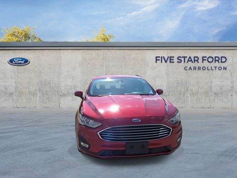 Used 2019 Ford Fusion SE w/ Equipment Group 151A image 3