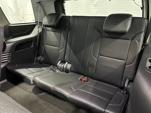 Used 2018 GMC Yukon SLT w/ Open Road Package AWD/4WD image 10