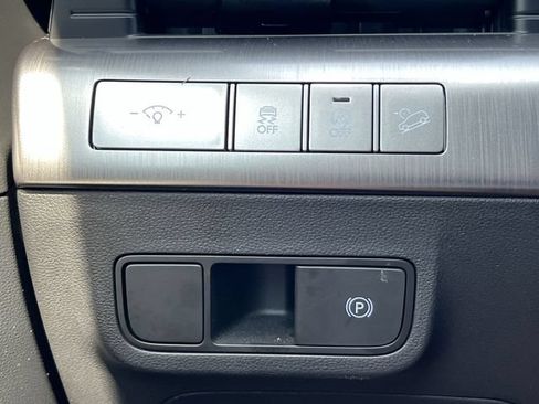Certified 2026 Hyundai Kona SE AWD/4WD image 34