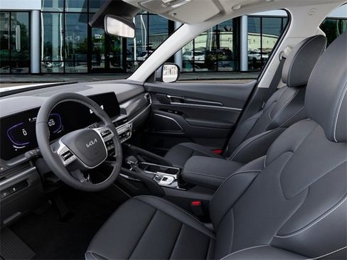 New 2025 Kia Telluride S image 17