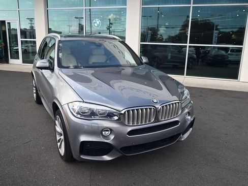 Used 2017 BMW X5 xDrive50i AWD/4WD image 6