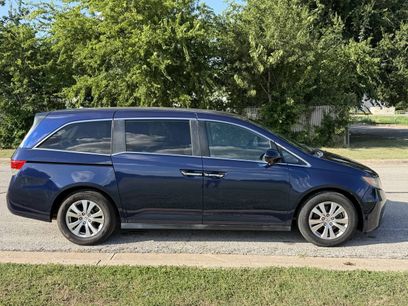 Used 2016 Honda Odyssey SE