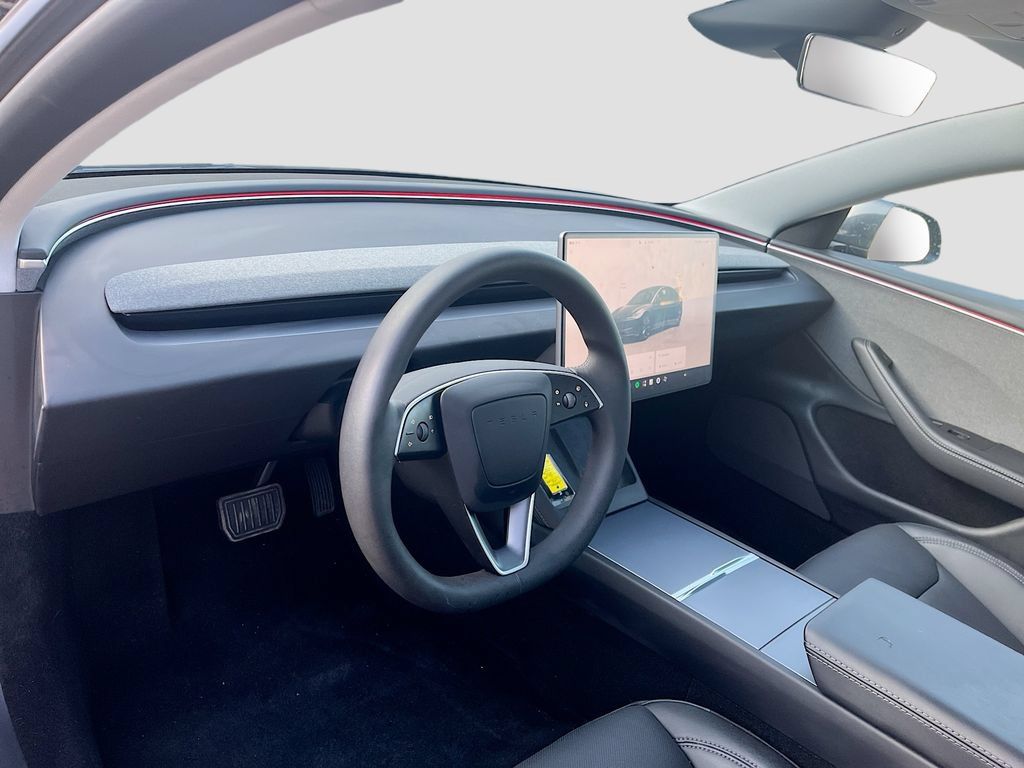 Used 2025 Tesla Model 3 Long Range RWD image 9
