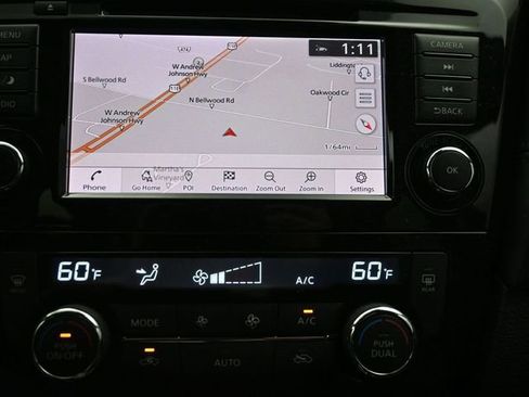 Used 2019 Nissan Rogue SL image 18