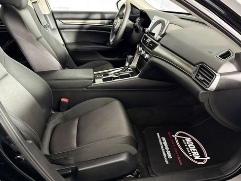 Used 2019 Honda Accord LX image 33