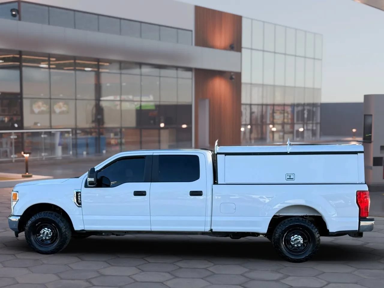 Used 2020 Ford F250 XL w/ Power Equipment Group RWD image 3