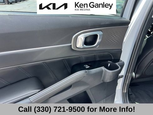 Certified 2023 Kia Sorento SX FWD image 49