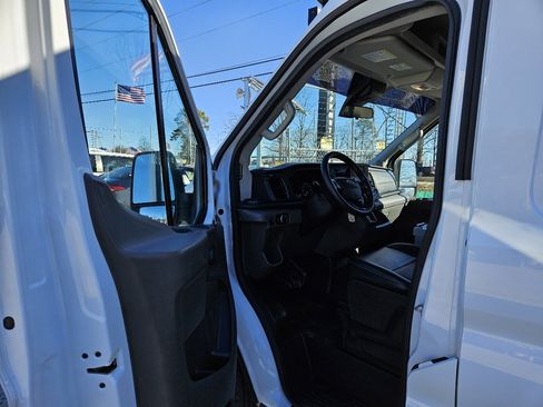 Used 2020 Ford Transit 250 Medium Roof w/ Load Area Protection Package image 10