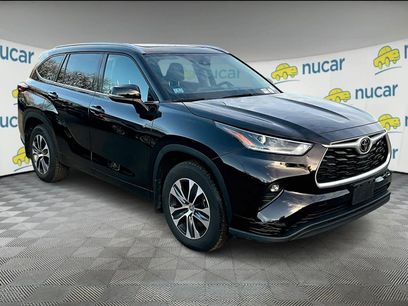 Certified 2021 Toyota Highlander XLE
