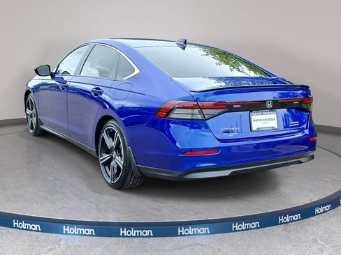 Used 2023 Honda Accord Sport image 8