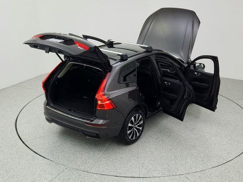 New 2025 Volvo XC60 B5 Core w/ Protection Package Premier image 41