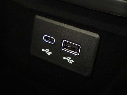 Used 2026 Chevrolet Corvette Z06 RWD image 31