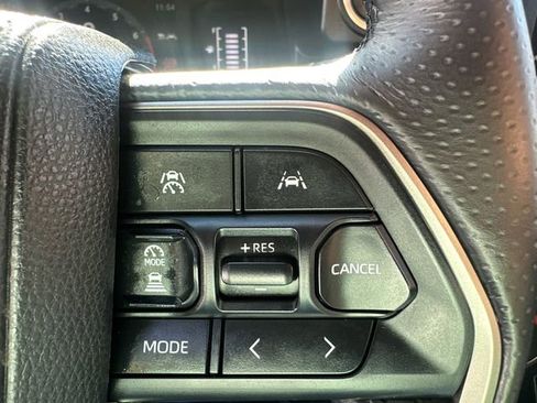 Certified 2025 Toyota 4Runner SR5 image 34