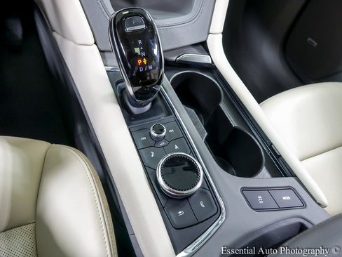 Used 2021 Cadillac XT6 Premium Luxury image 19