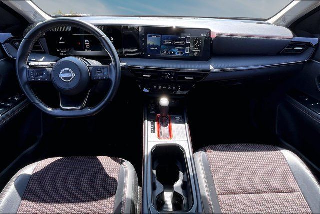 Certified 2025 Nissan Kicks SR AWD/4WD image 7