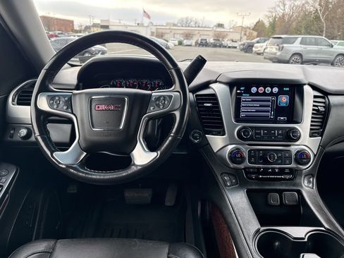 Used 2020 GMC Yukon XL SLT image 16