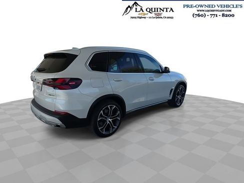 Used 2024 BMW X5 xDrive40i w/ Parking Assistance Package AWD/4WD image 8