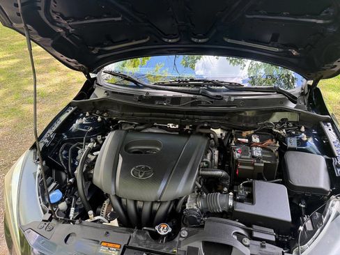Used 2016 Scion iA FWD image 76
