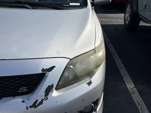 Used 2010 Toyota Corolla LE image 7