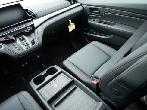 New 2026 Honda Odyssey Sport-L image 11
